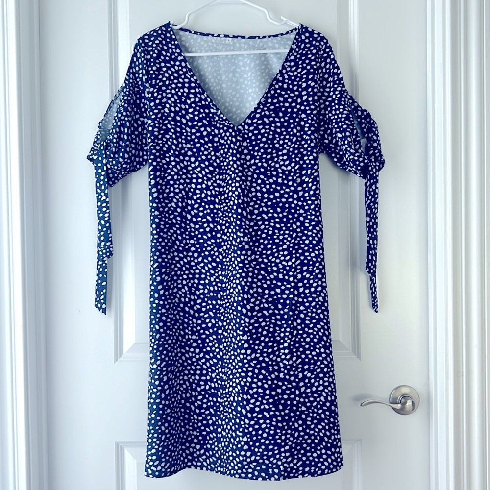Ladies short sleeve dress